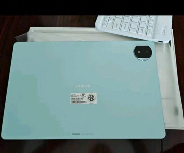 无意中发现骁龙888的平板,荣耀的未来是怎么样的呢?