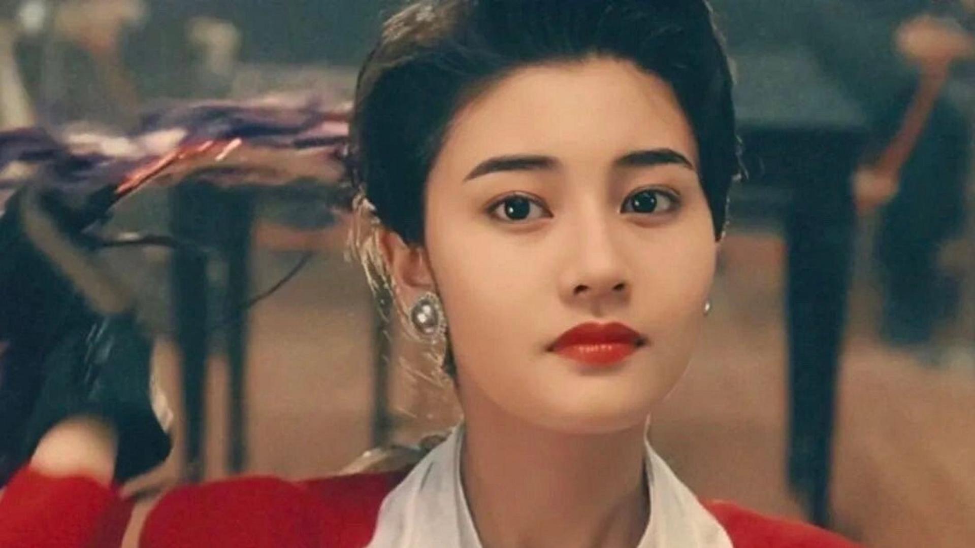 李嘉欣：那个让众多富豪痴迷的女人54岁了，有心机的女人最好命