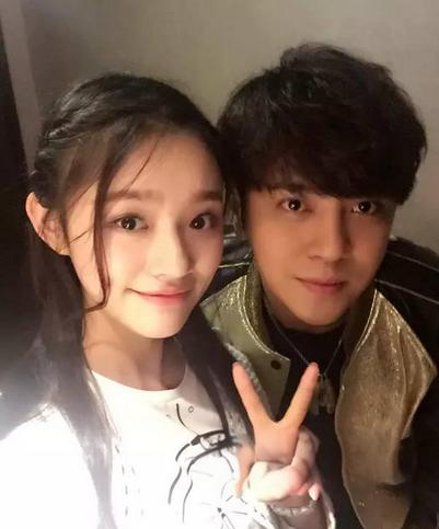 买房时是倪妮，装修时换林允，住进去的是赵丽颖，冯绍峰凭什么？