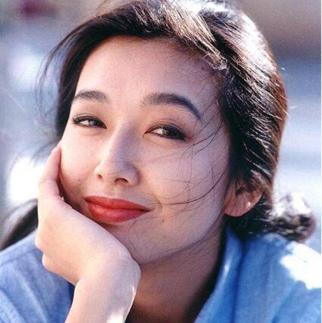 12年后才明白,为什么当初靳东娶了二婚的李佳?