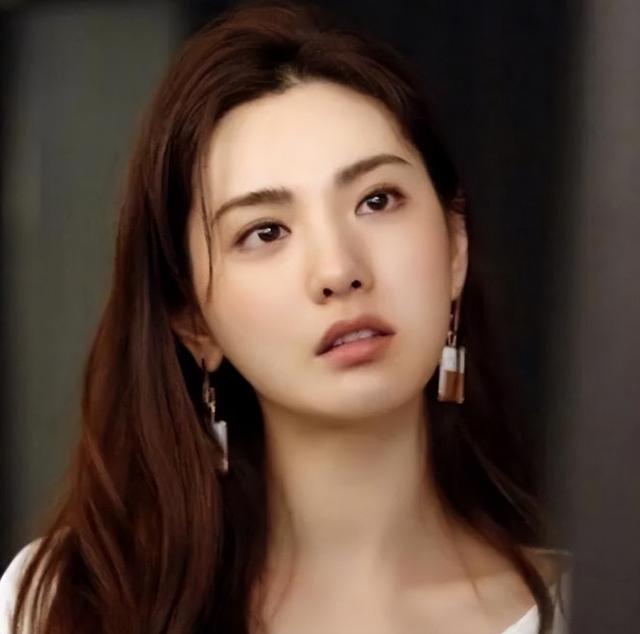 “人鱼公主”林珍娜：一度被评为“世界第一美”，却无缘国内发展