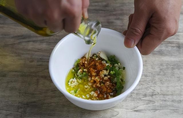 提醒:锌是保护心脏、防痴呆的重要元素,常吃3类食物可以补充