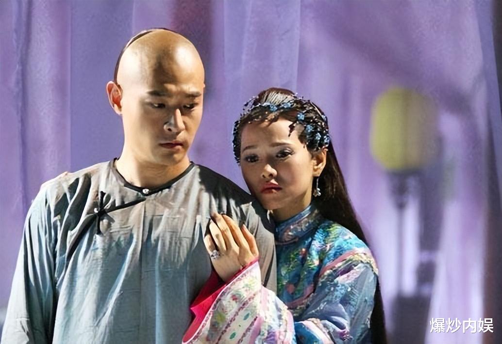 2008年，伊能静绿了庾澄庆，黄维德说：对方主动的，我是受害者