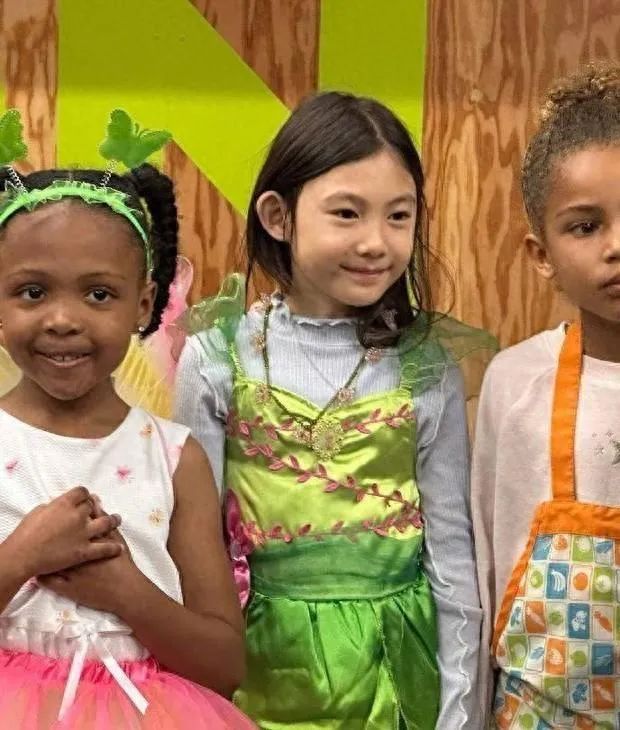 陈冠希秦舒培为女儿举办豪华生日派对，Alaia公主裙惊艳亮相！