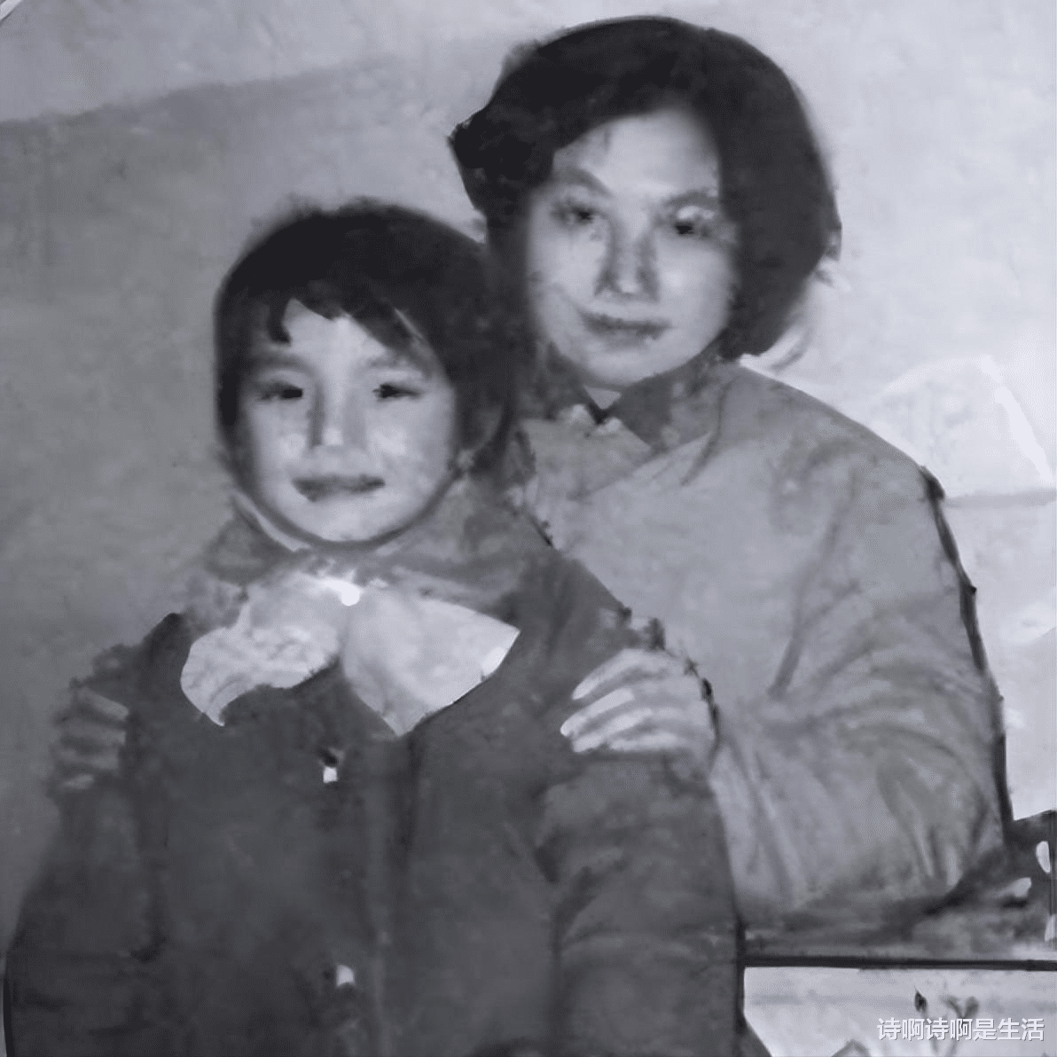 魏启颖：女儿赵薇被封杀后，儿子离婚被前妻分5.2亿，丈夫也去世