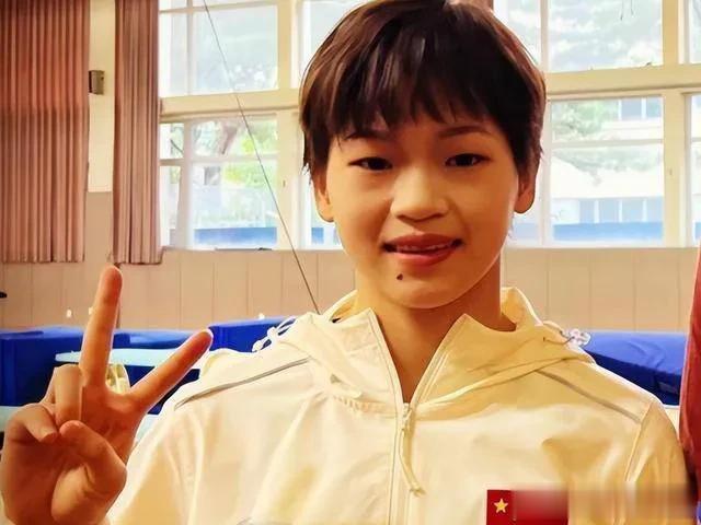 全红婵凭一己之力,把迈合村弄成了小吃一条街