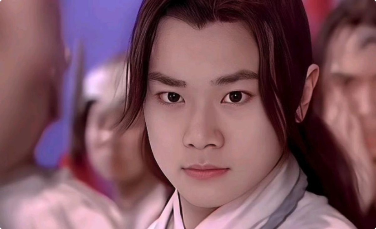 看了36岁曹骏的古装，我才知道：什么叫鲜衣怒马少年郎