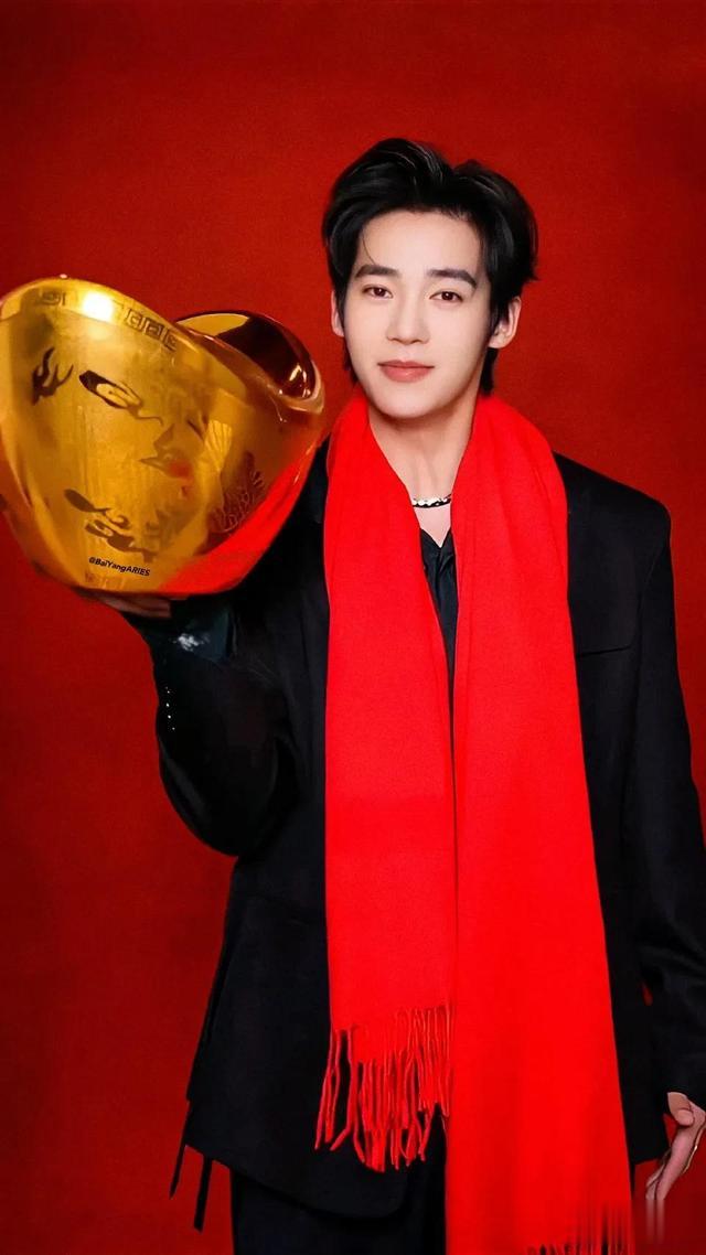 跨年晚会一夜，最帅男艺人洗牌，酷盖登顶，于适第9嘉伦第8李现6