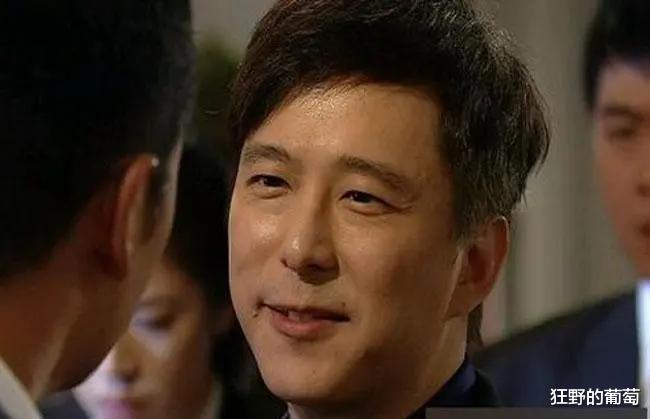 知名港星移民加拿大节衣缩食,吃顿寿司都说奢侈,面相大变急衰老