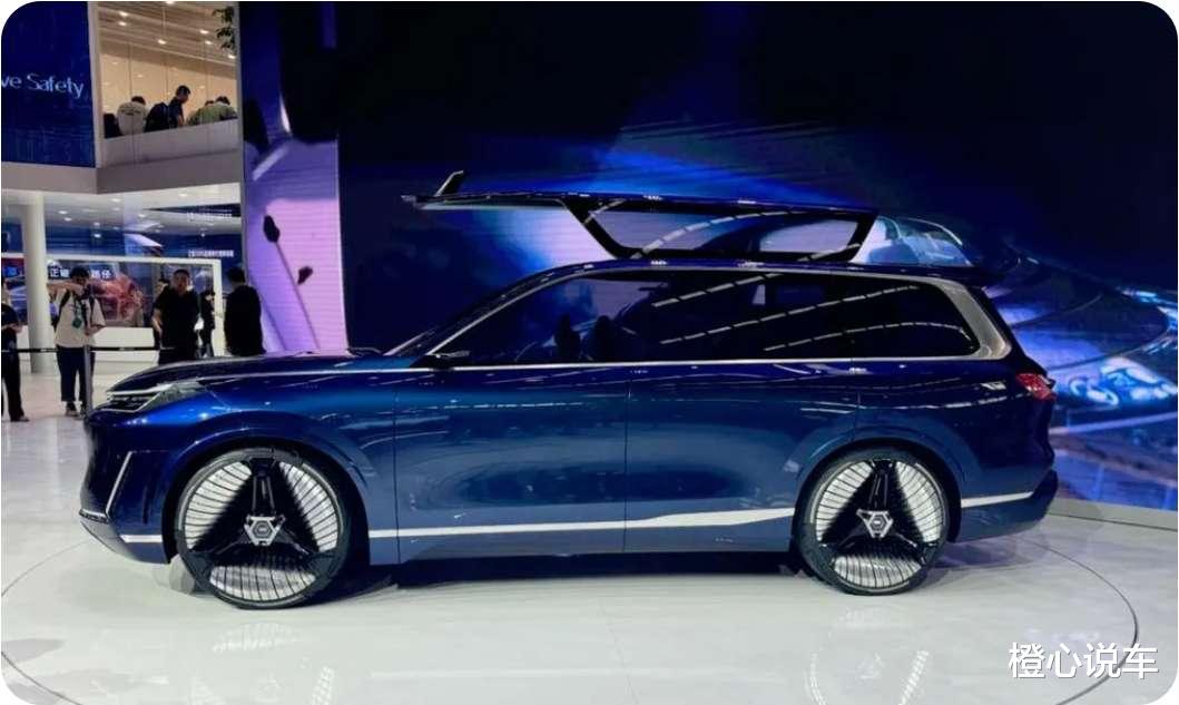 吉利发布史上最大SUV，续航破2000公里，华为、理想、Model Y慌了