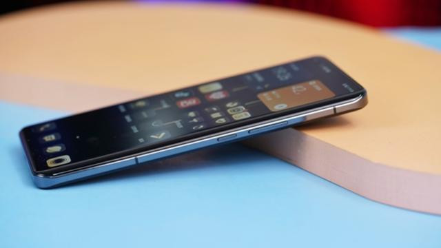 荣耀直接“亮剑”，商务高端机突降3741元，高端机沦为中档价