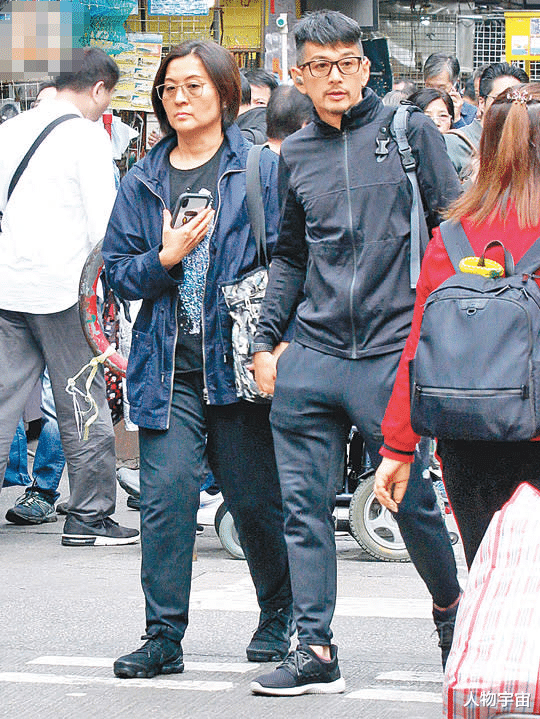 他绰号50亿驸马,效力无线30年显苍老,离巢有玄机,岳父家因钱离心