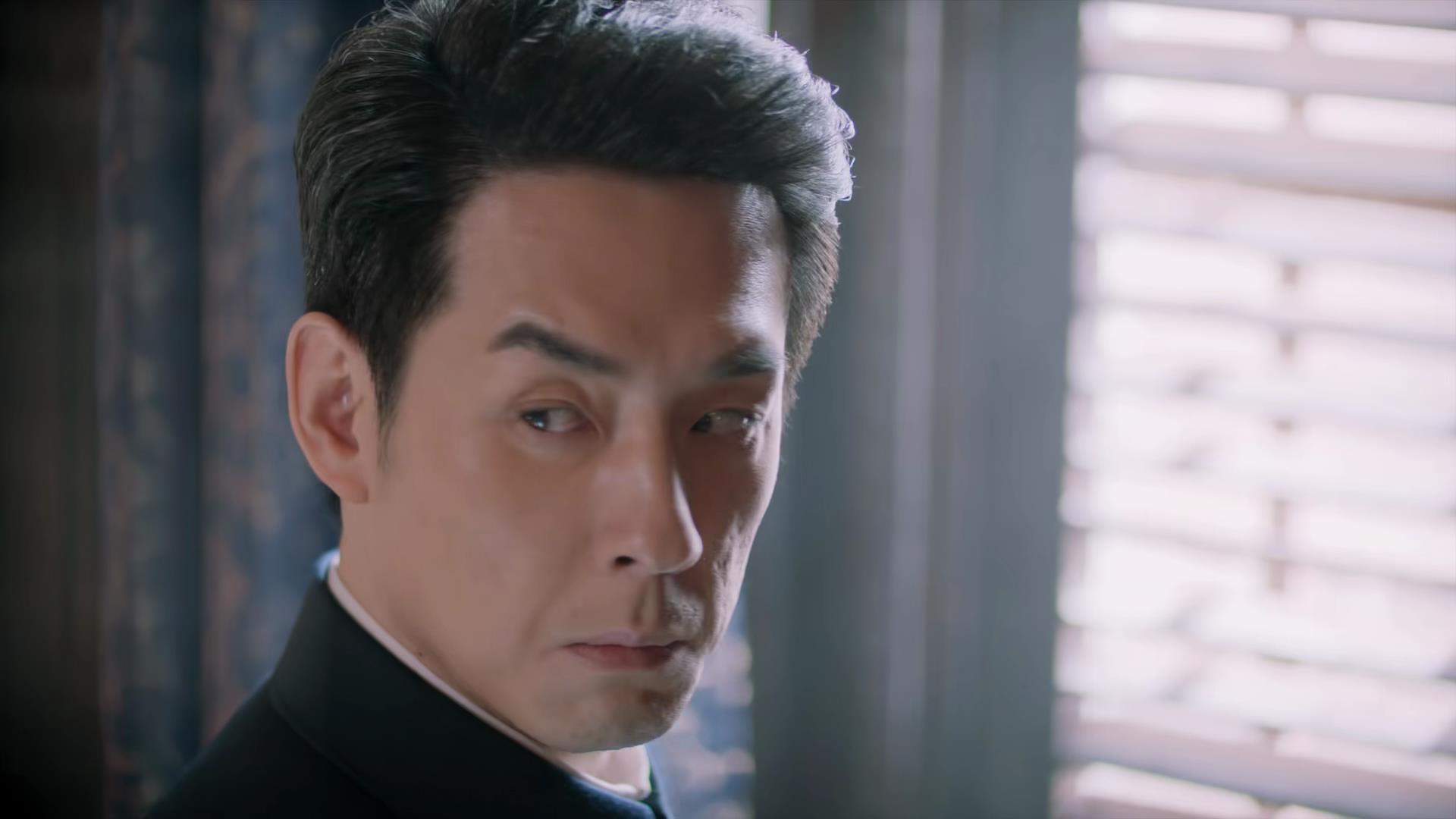 谍战剧《深潜》央八首播，看完3集，原本不屑一顾，现在入戏太深