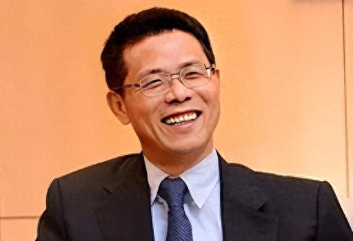 美国发出全球通缉令,逮捕中国芯片科学家陈正坤,现在怎么样了