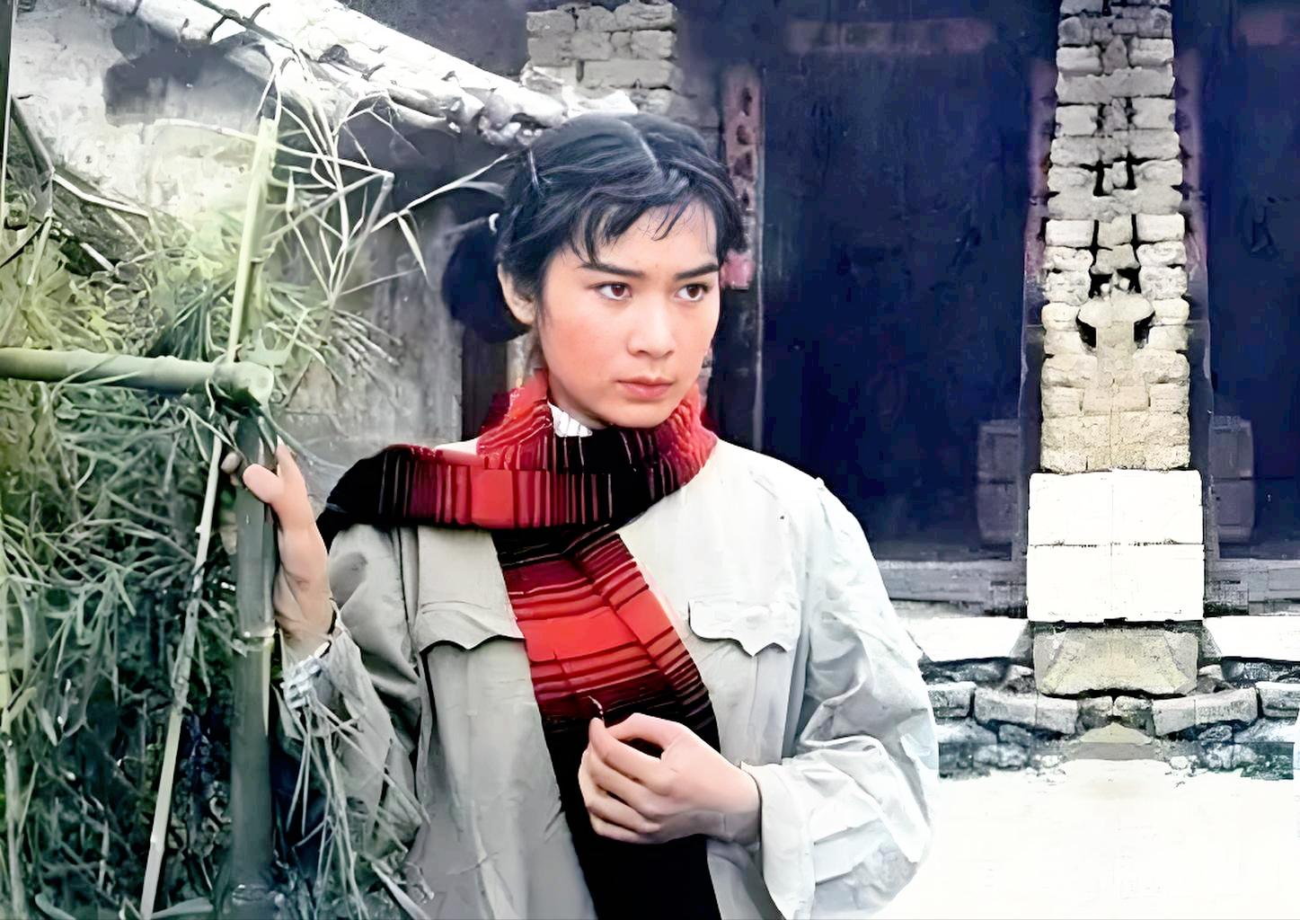 著名演员肖雄：曾是车间钳工，离婚后无儿无女，67岁仍单身