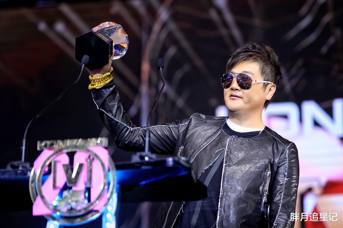 买宝瑶:女大十八变,父亲孙楠闪婚9年后离婚,演员梦被继母打碎