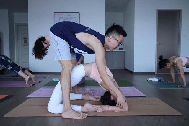 阿斯汤加瑜伽不是体式的练习,而是关于呼吸系统的练习!