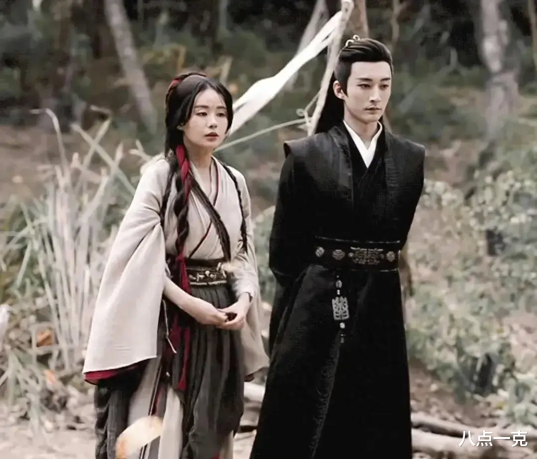 鞠婧祎半永久万人嫌!网友为其P掉胎毛刘海后,大脸盘子一览无遗