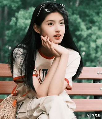 娱乐圈8大00后女神,个个神仙颜值,谁能撑起国产剧的未来?