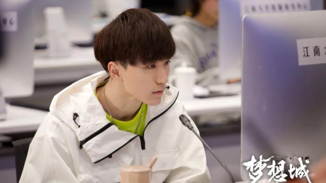 《梦想城》大结局：看到最后，镜头不多的他却成剧中最大的赢家！