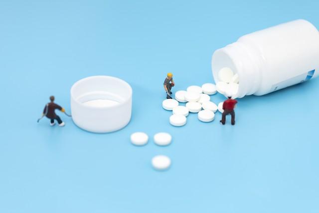 阿司匹林吃不下去了?换氯吡格雷,你得知道这些!医生教你咋换