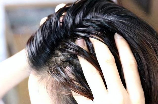 女性这四处毛发旺盛，对身体有什么好处？或许大多数人还不清楚