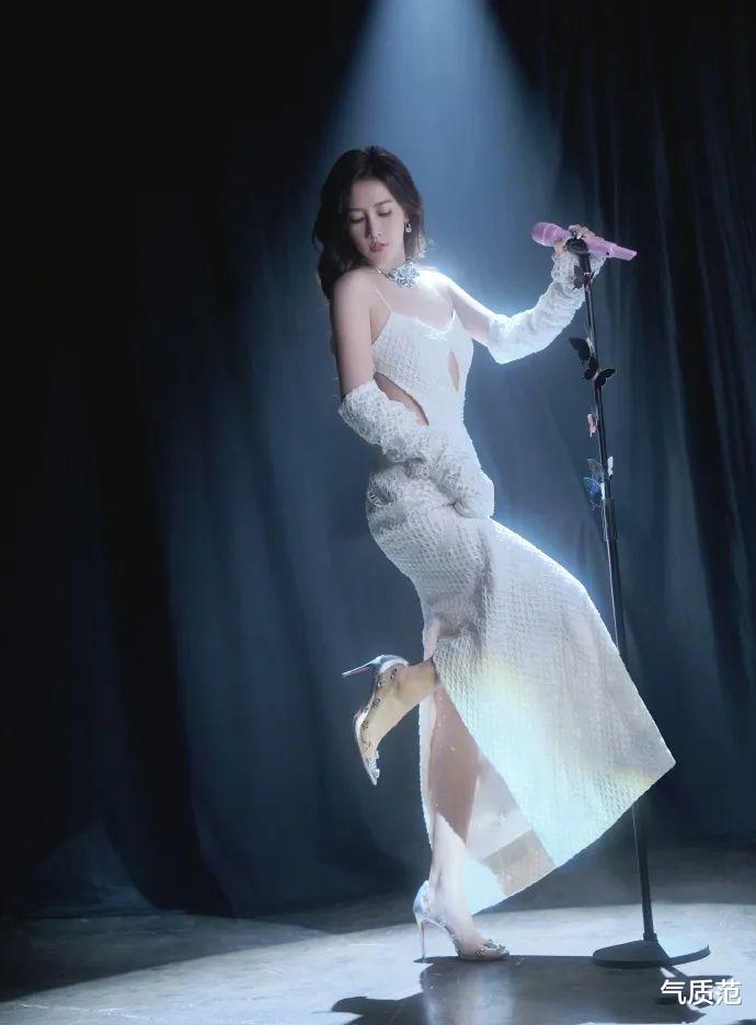 弦子,高清美图,优雅身姿,明媚靓丽!