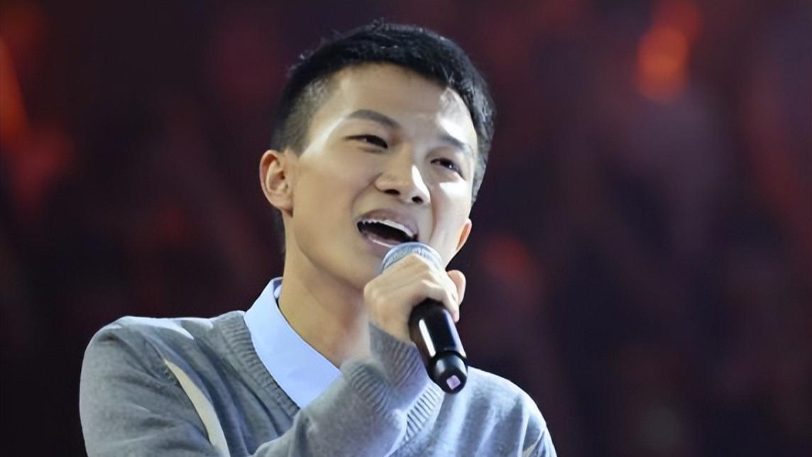 知名音乐人炮轰周深：一直在装稚嫩，装综艺范儿，高音不好听