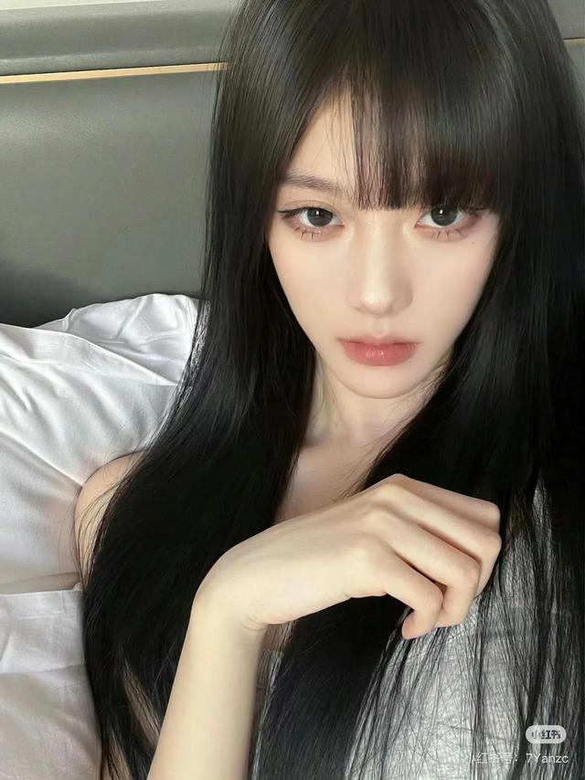 美少女 齐刘海黑长直