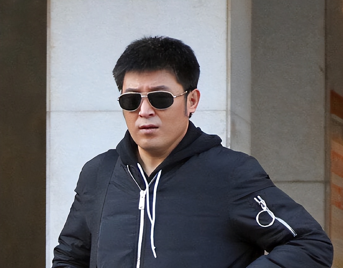 原来她就是春晚钉子户孙涛的老婆，孙涛每年都能上春晚