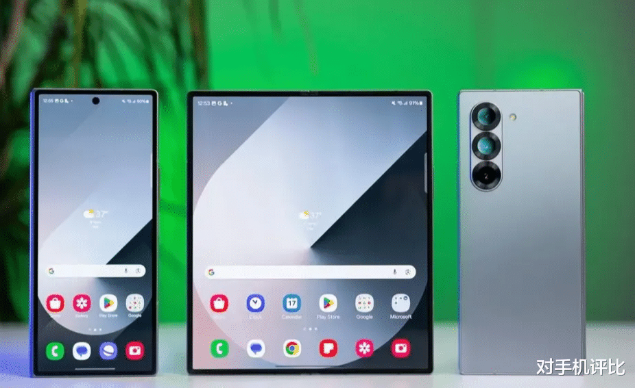 2024年度最佳折叠屏手机,前三名揭晓,你最倾心哪一款?