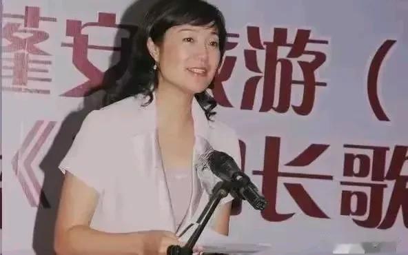 美女贪官袁菱的爱好,真不是一般的“奇葩”!