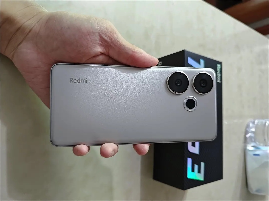 再次拿到千元机性价比第1名,搭载骁龙8SGen3,双11已跌至1398元