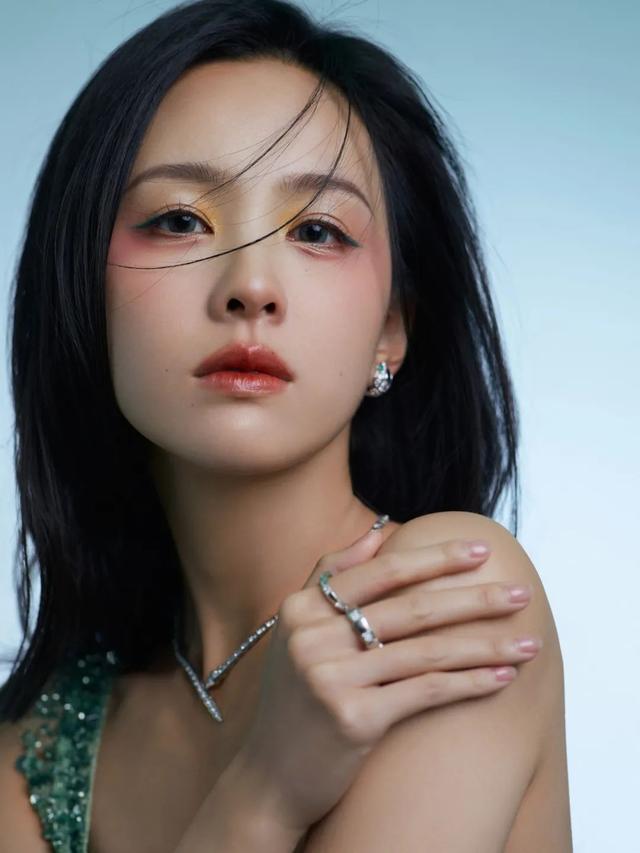 内娱最强“白月光”哪里变了?