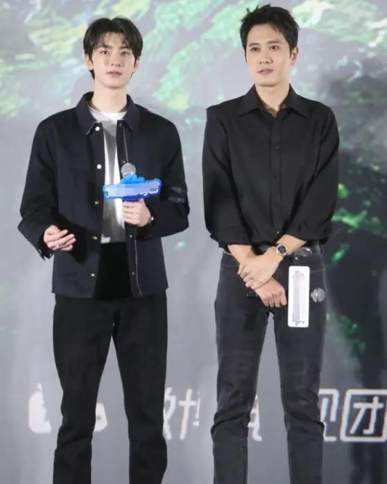 腰粗膀大、赘肉满满，忽胖忽瘦的刘亦菲哪来的底气“拽”？