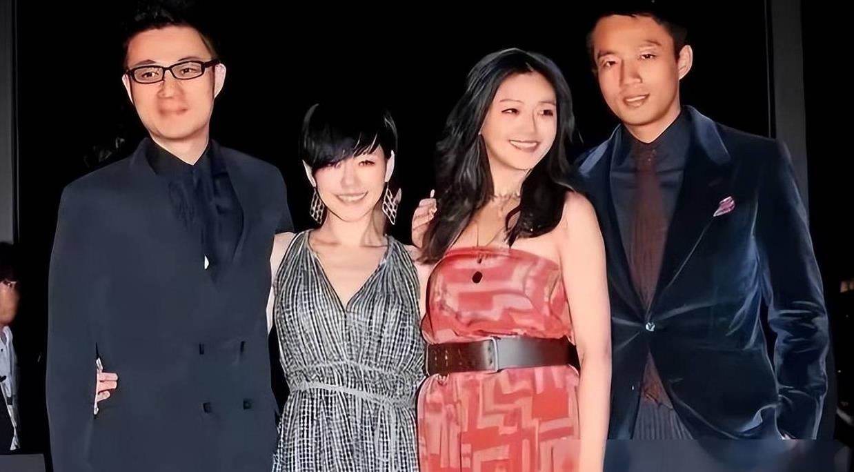 许雅钧现身争大S遗产，与S妈合力对汪小菲，4字回应心境