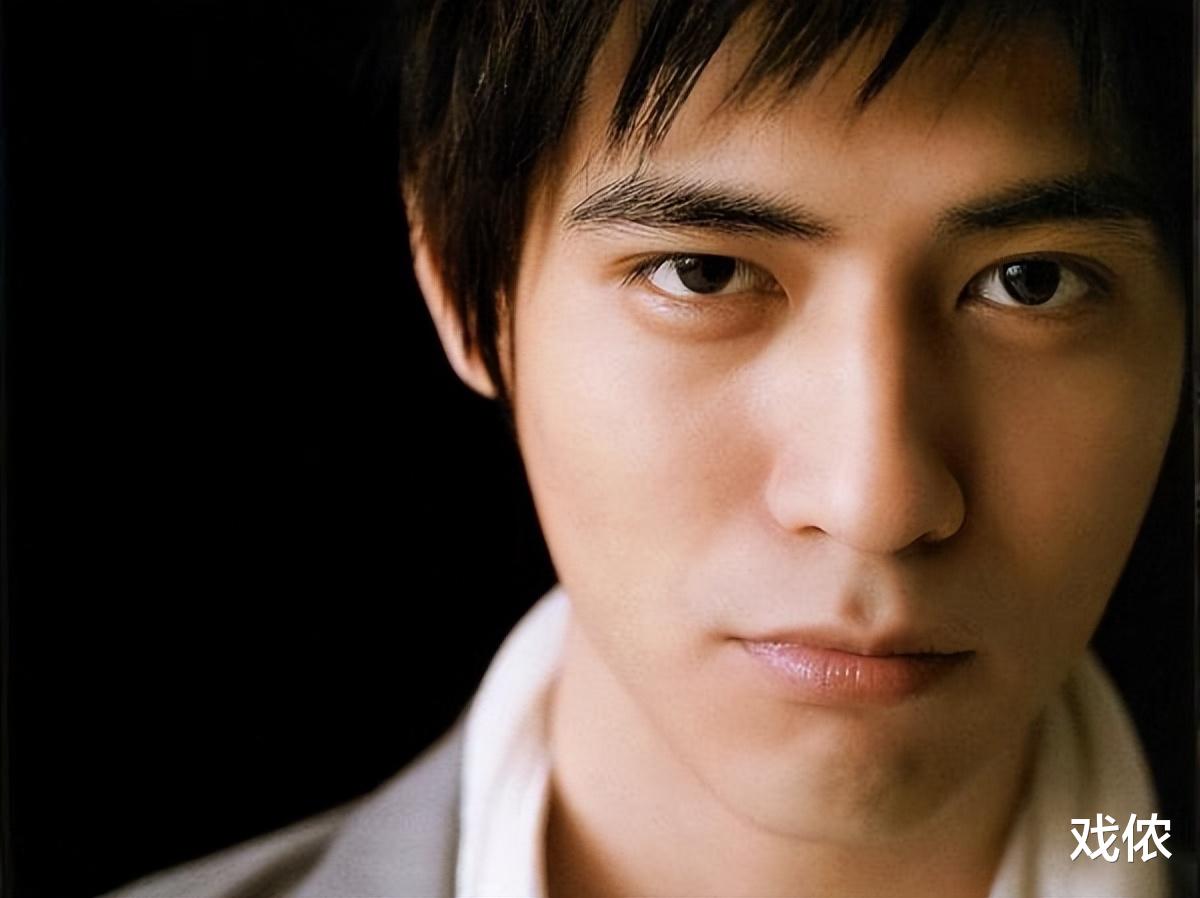 周渝民被制片人要求表态,周渝民强词夺理,制片人的做法大快人心