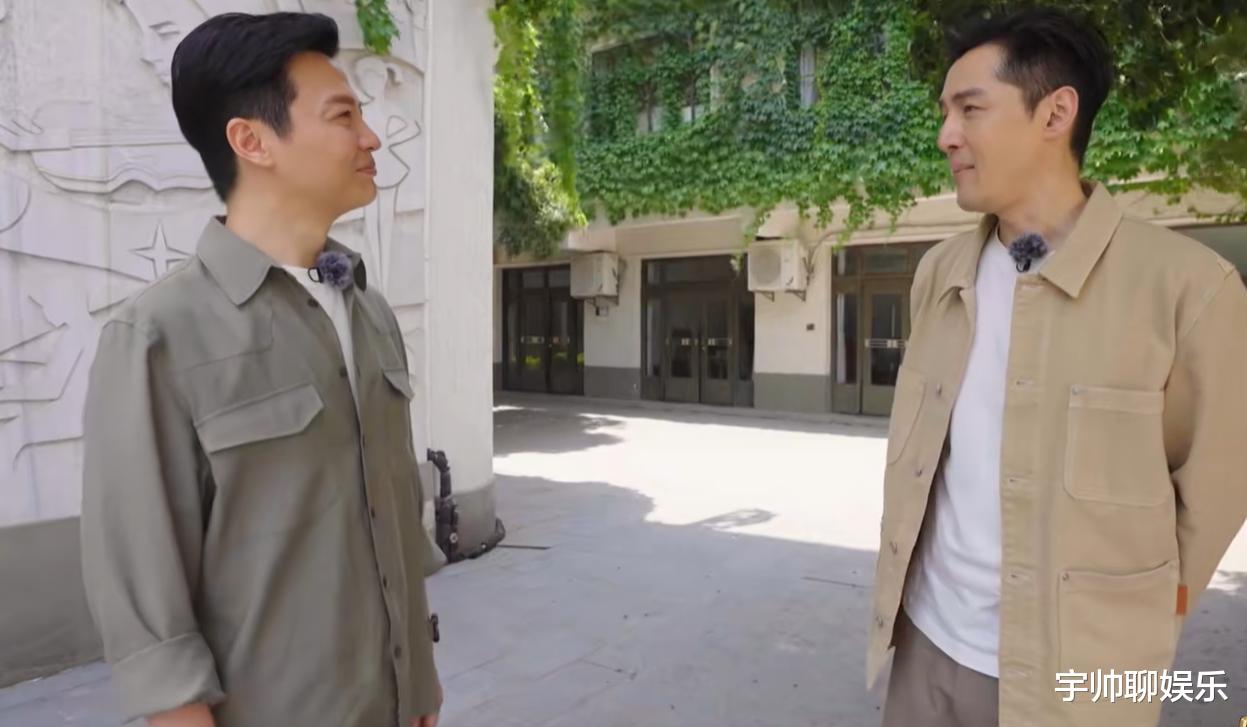 胡歌谈陪产不开心，自豪称：1岁4个月女儿不会走路，但会说很多话了