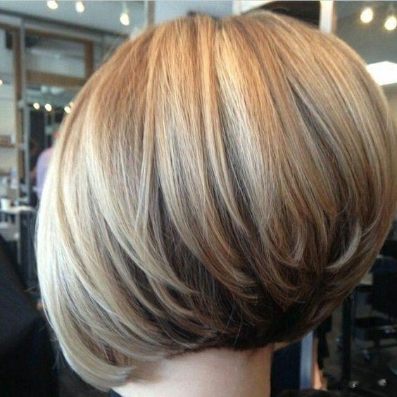 龙年最火短发来了,精致时尚显脸瘦,很适合40岁以上的姐妹们