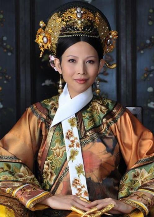 年轻时美的惊为天人,然而花期却很短,颜值很快就坍塌的4位女星