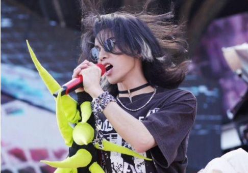 “资本家的丑孩子”收手吧，论顶级审美，还得是以前的煤老板