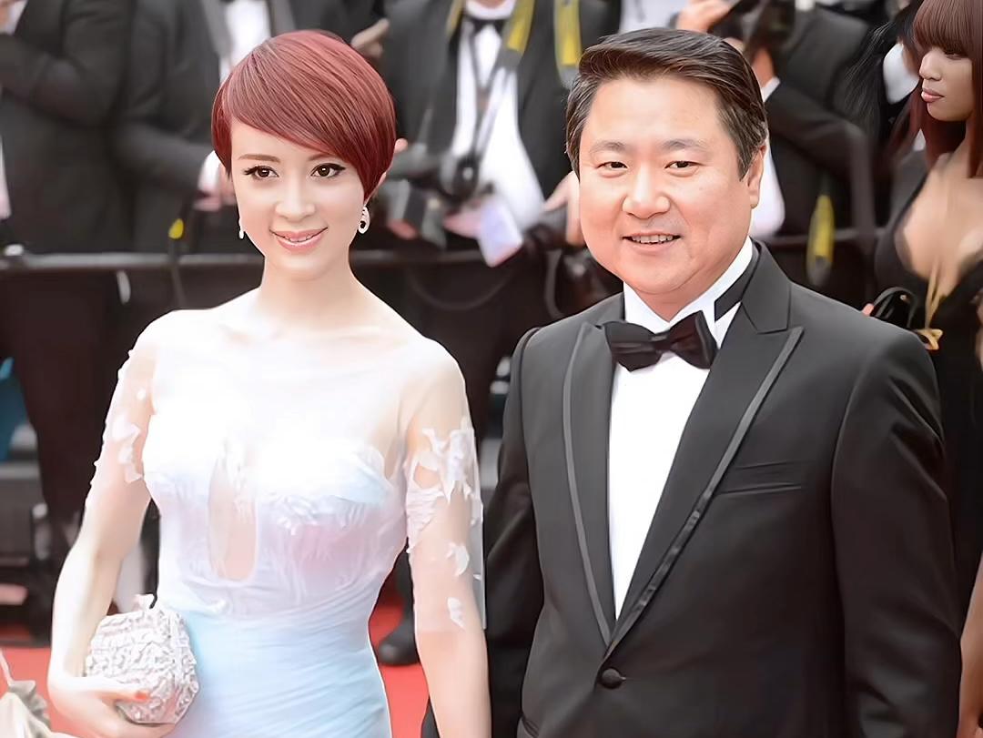 于冬金巧巧离婚背后,竟牵扯出这样的三角关系?