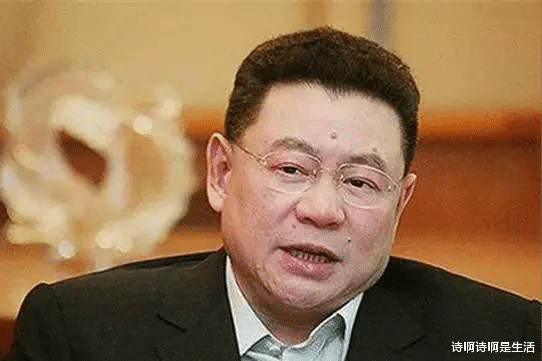 布局15年，分走刘銮雄七百亿，甘比狐狸尾巴露出来：手段实在高明