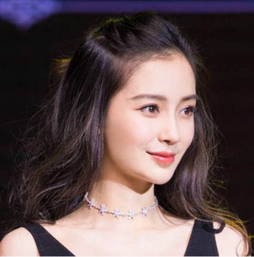 没想到,35岁杨颖竟以这种方式,再次刷新大众对她的“固有认知”