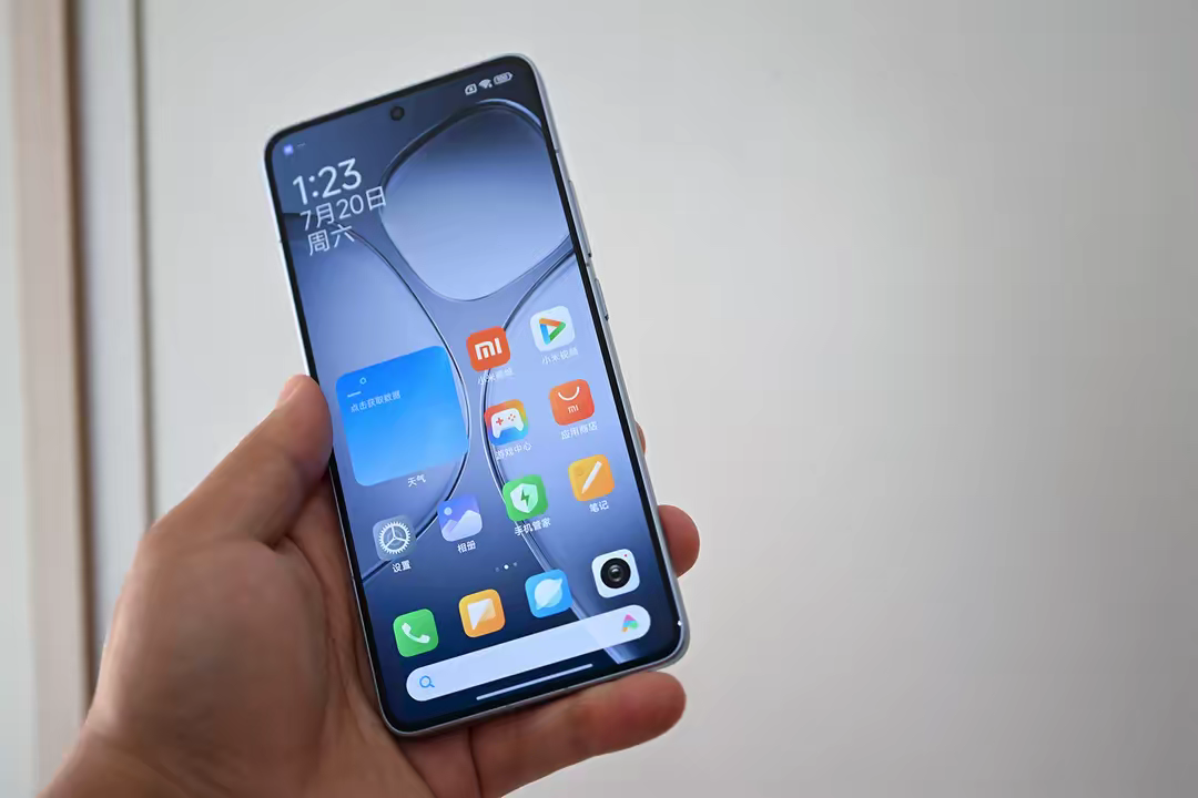 红米加速清仓，跑分238万、金属中框、IP68防水、120W快充