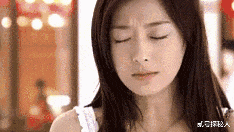 比叶珂更惨的是她！曾为黄晓明赔付千万，被雪藏多年，至今未婚！