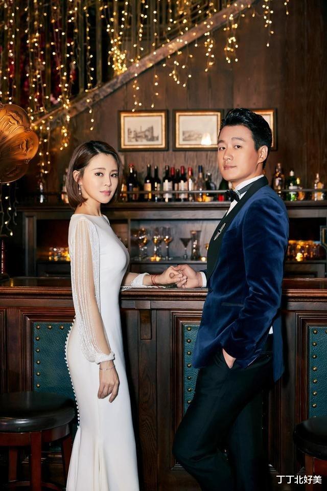 关悦与佟大为合体，带火了一种新穿法：针织衫+五分裤，时髦洋气