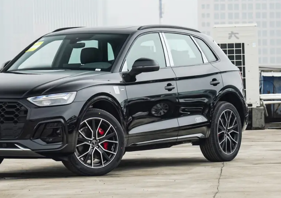 奥迪Q5L曾经加价5万提车，如今降8-17万，值得买吗？