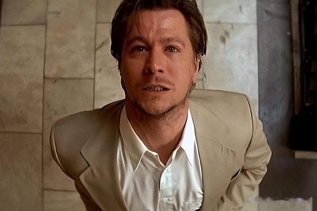 《这个杀手不太冷》演员今非昔比（1994-2024），女主美丽如初！