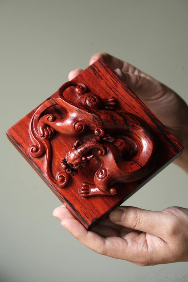 小葉紫檀 | 螭龍印章